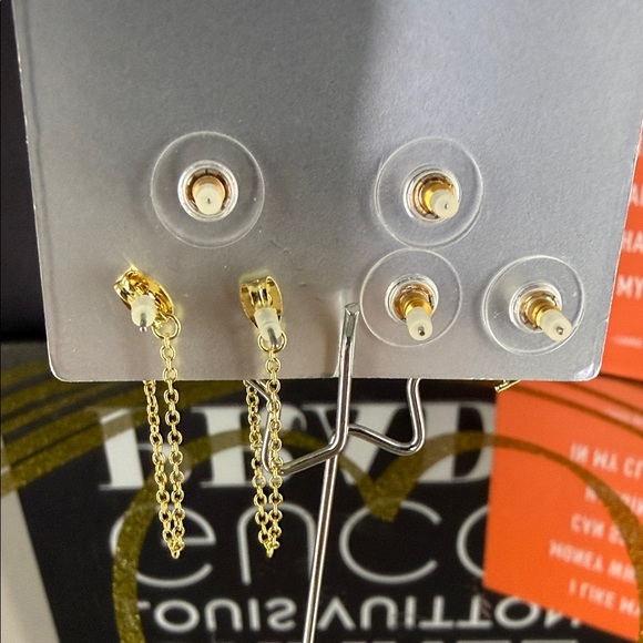 BaubleBar Gold and Red Crab Earrings Set SugarFix - Picture 4 of 4